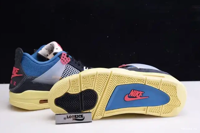 Rep TB 4 UNION JORDAN DC9533-001 RETRO AIR OFF NOIR 0605